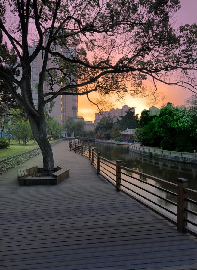 Grand Millennium Shanghai Hongqiao Экстерьер фото